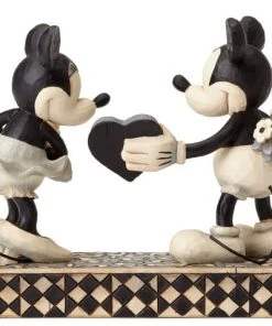 Disney Jim Shore Figure - Mickey & Minnie - Real Sweetheart